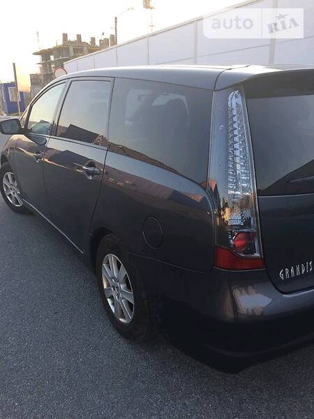 Мінівен Mitsubishi Grandis 2005 в Львові