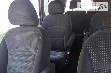 Мінівен Mitsubishi Grandis 2005 в 