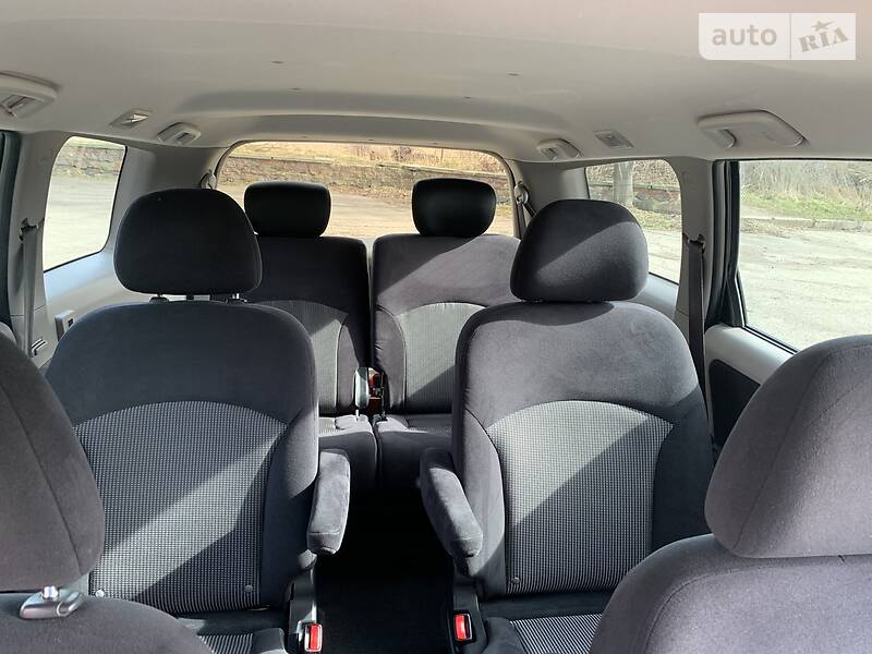 Минивэн Mitsubishi Grandis 2008 в Ровно фото 30 Минивэн Mitsubishi Grandis 2008 в Ровно