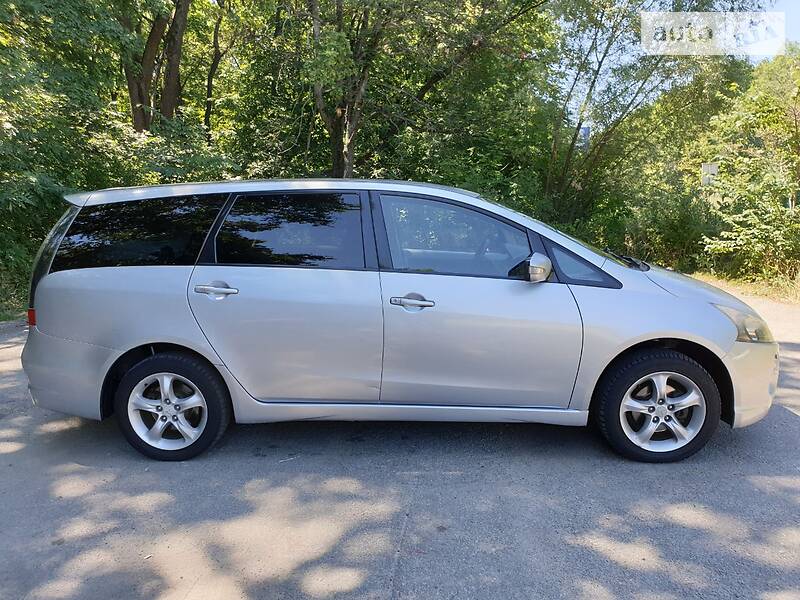 Мінівен Mitsubishi Grandis 2005 в Харкові