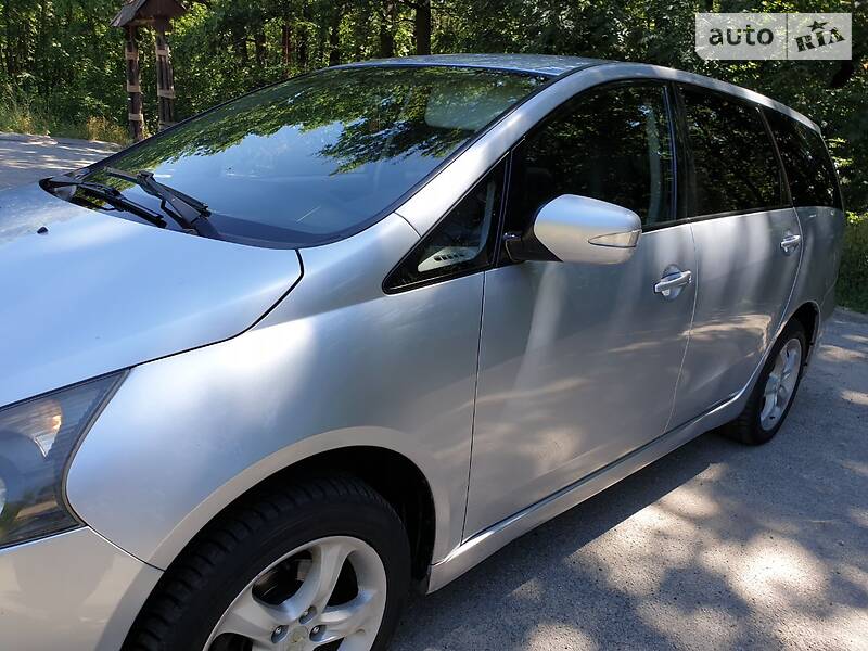 Мінівен Mitsubishi Grandis 2005 в Харкові