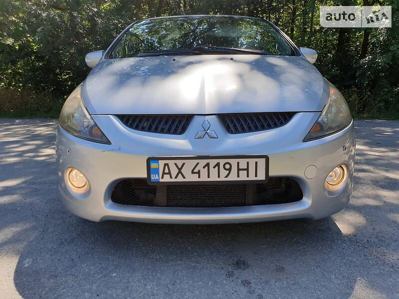 Мінівен Mitsubishi Grandis 2005 в Харкові