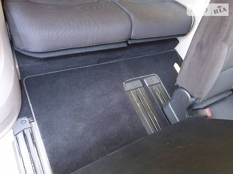 Мінівен Mitsubishi Grandis 2005 в Харкові