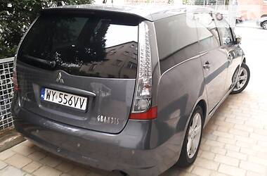 Mitsubishi Grandis 2009