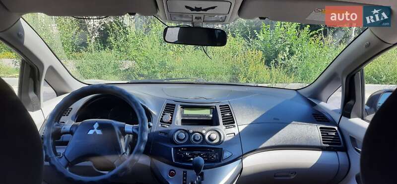 Минивэн Mitsubishi Grandis 2007 в Полтаве