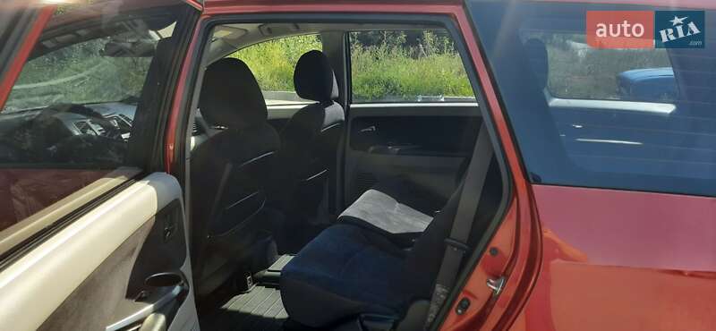 Минивэн Mitsubishi Grandis 2007 в Полтаве