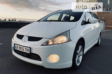 Mitsubishi Grandis 2008