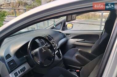 Mitsubishi Grandis 2009 Mitsubishi Grandis 2009