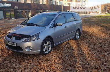 Mitsubishi Grandis 2007