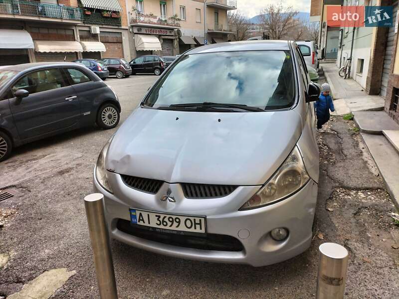 Минивэн Mitsubishi Grandis 2009 в Ирпене фото 8 Минивэн Mitsubishi Grandis 2009 в Ирпене