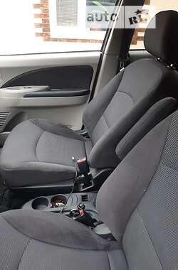 Минивэн Mitsubishi Grandis 2007 в 