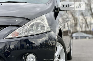 Мінівен Mitsubishi Grandis 2008 в 
