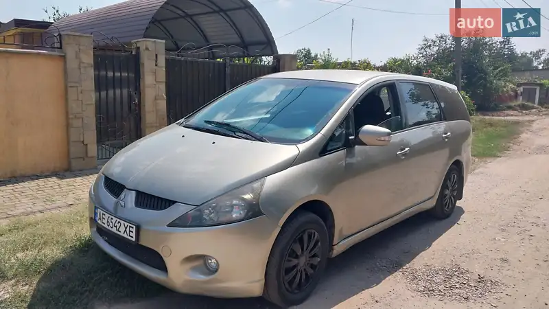 Mitsubishi Grandis 2008 VIN JMBLNNA4W8Z001342 фото оголошення 16 з 49