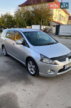 Mitsubishi Grandis 2007