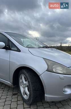 Мінівен Mitsubishi Grandis 2006 в 