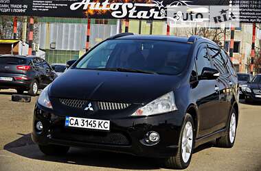 Mitsubishi Grandis 2008