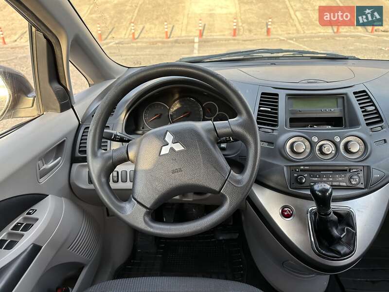Минивэн Mitsubishi Grandis 2007 в Киеве