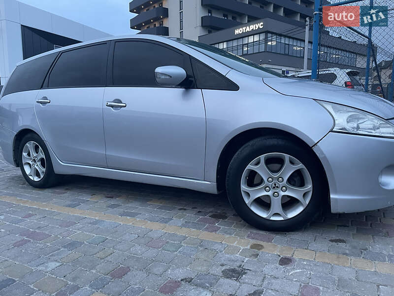 Минивэн Mitsubishi Grandis 2007 в Львове