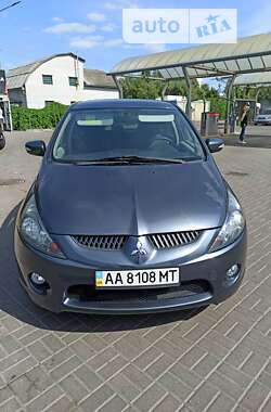 Минивэн Mitsubishi Grandis 2006 в Киеве