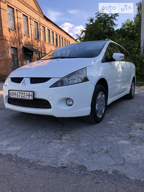 Минивэн Mitsubishi Grandis 2004 в Житомире