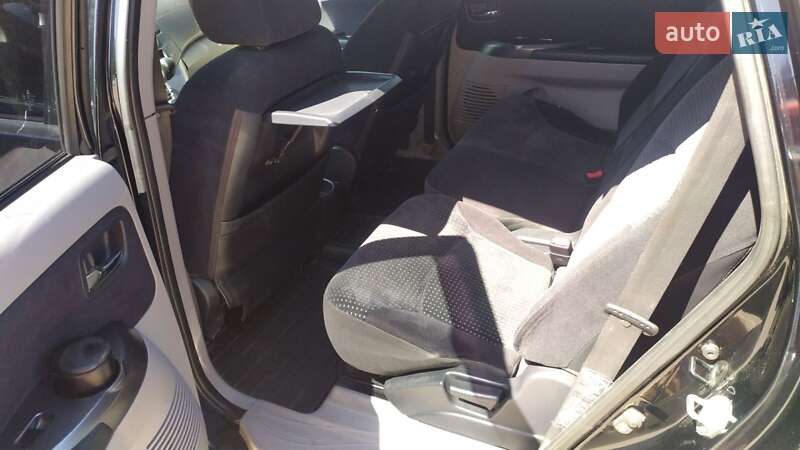 Мінівен Mitsubishi Grandis 2007 в Києві