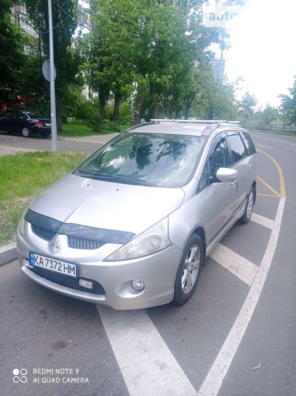 Мінівен Mitsubishi Grandis 2008 в Києві