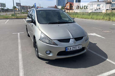 Mitsubishi Grandis 2007