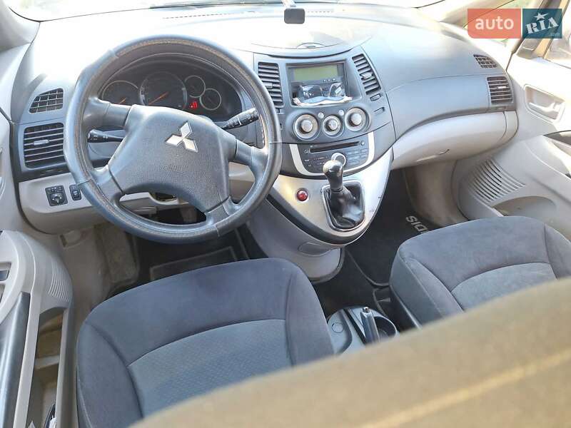 Минивэн Mitsubishi Grandis 2008 в Днепре
