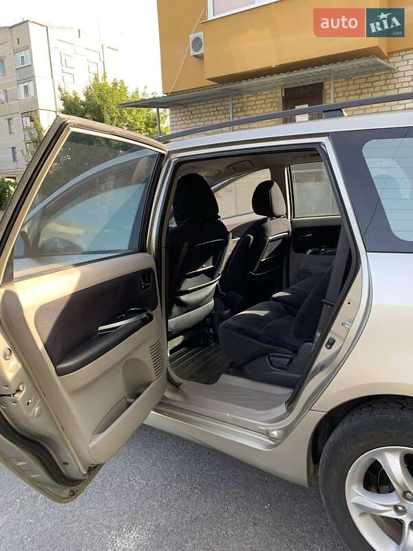 Минивэн Mitsubishi Grandis 2006 в Светловодске