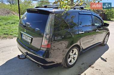 Минивэн Mitsubishi Grandis 2008 в 