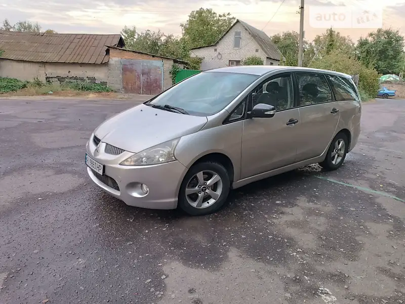 Mitsubishi Grandis 2008