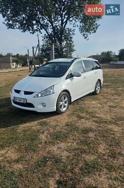 Mitsubishi Grandis 2010 Mitsubishi Grandis 2010