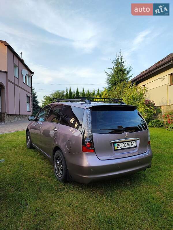 Мінівен Mitsubishi Grandis 2006 в Львові