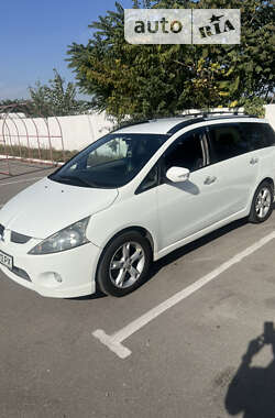 Mitsubishi Grandis 2008