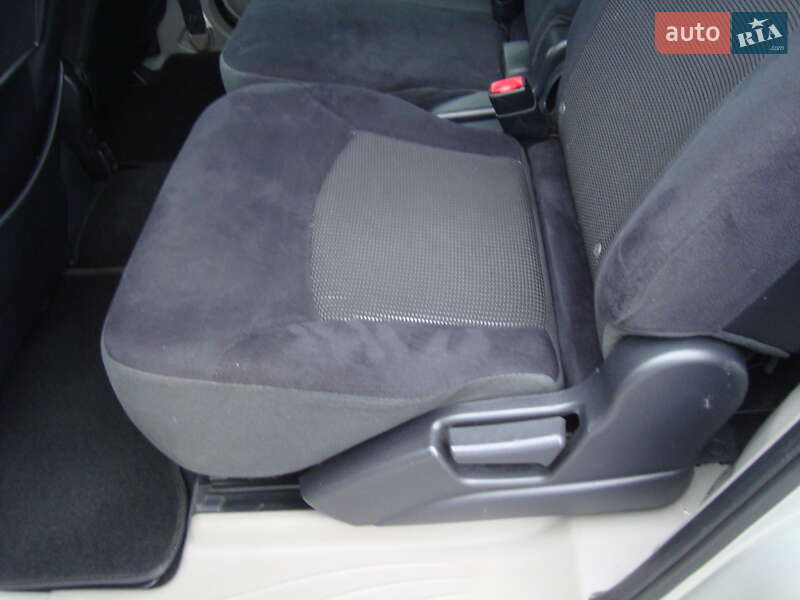 Минивэн Mitsubishi Grandis 2008 в Виннице