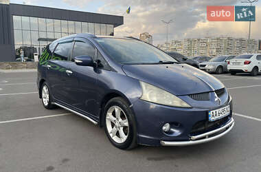 Mitsubishi Grandis 2008