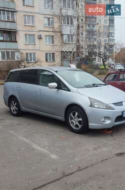 Мінівен Mitsubishi Grandis 2004 в Києві