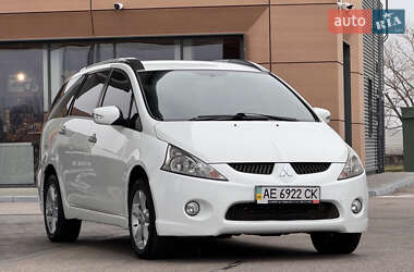 Mitsubishi Grandis 2008