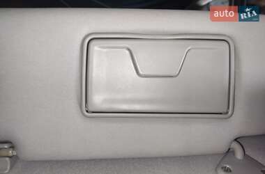 Минивэн Mitsubishi Grandis 2008 в 