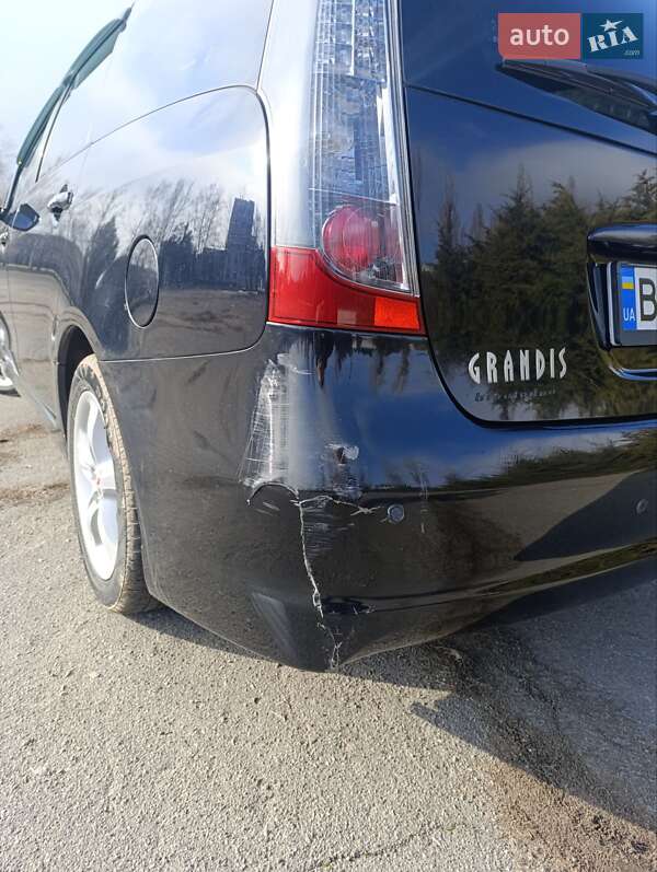 Минивэн Mitsubishi Grandis 2005 в Черноморске фото 6 Минивэн Mitsubishi Grandis 2005 в Черноморске