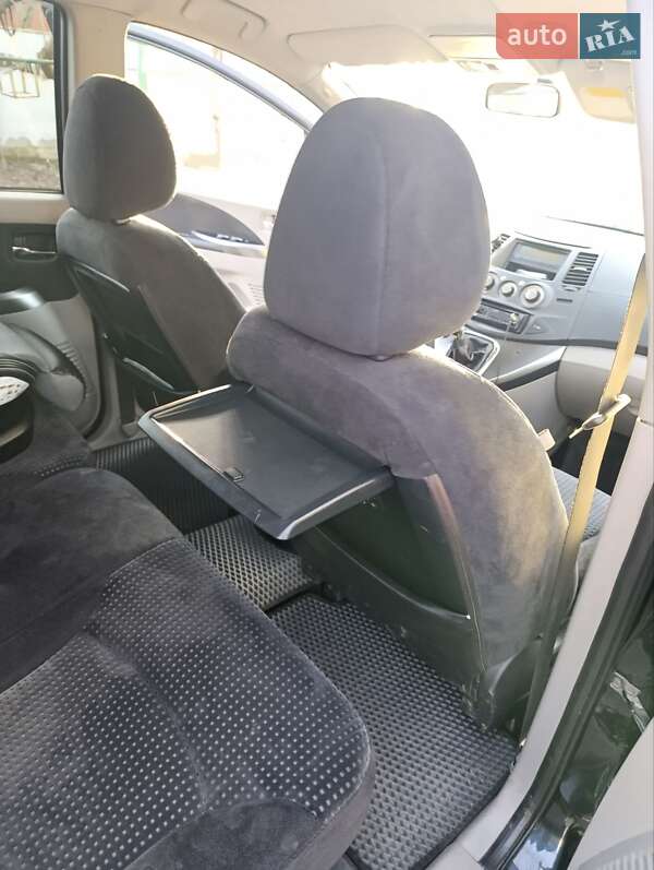 Минивэн Mitsubishi Grandis 2005 в Черноморске фото 18 Минивэн Mitsubishi Grandis 2005 в Черноморске