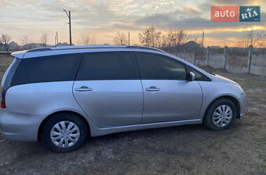 Минивэн Mitsubishi Grandis 2007 в 