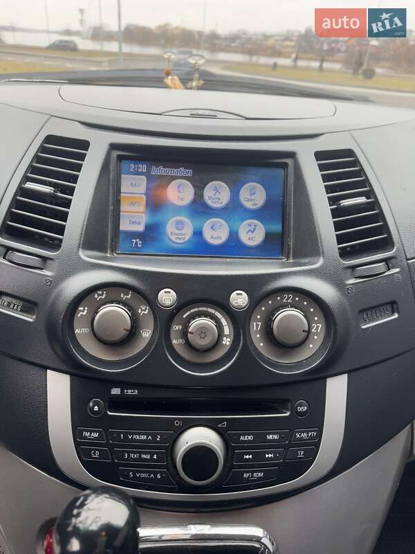 Минивэн Mitsubishi Grandis 2008 в Виннице