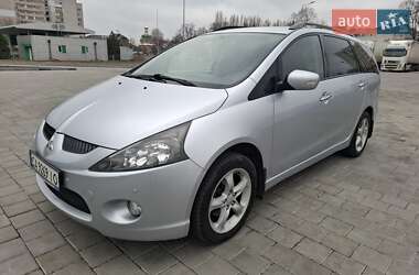 Мінівен Mitsubishi Grandis 2006 в Черкасах