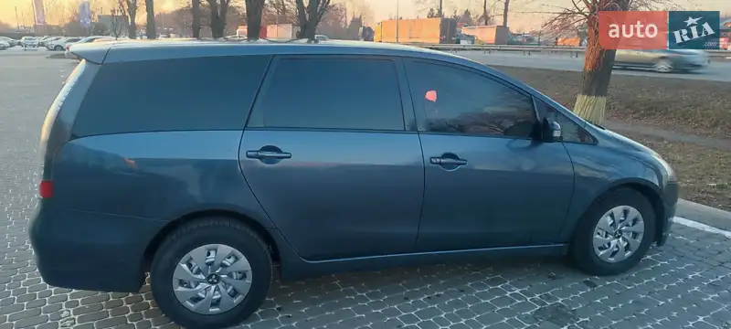 Mitsubishi Grandis