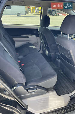 Мінівен Mitsubishi Grandis 2007 в 