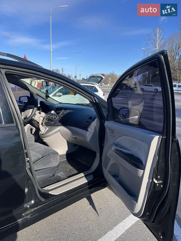 Минивэн Mitsubishi Grandis 2005 в Виннице