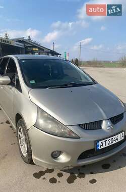 Минивэн Mitsubishi Grandis 2006 в 