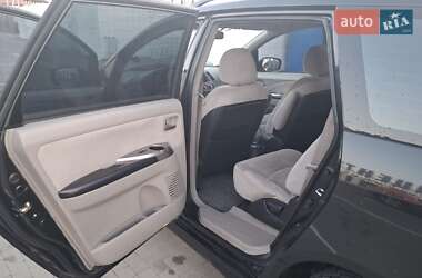 Мінівен Mitsubishi Grandis 2004 в 