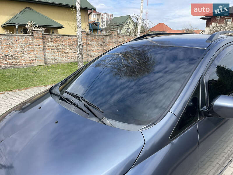 Мінівен Mitsubishi Grandis 2006 в Луцьку